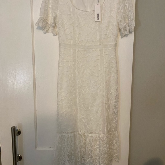 BB Dakota White MIDI Dress - Picture 4 of 5